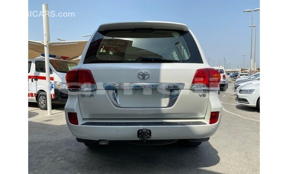 Buy Import Toyota Land Cruiser White Car in Import - Dubai in Abia State Buy Import Toyota Land Cruiser White Car in Import - Dubai in Abia State