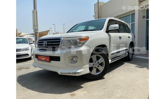 Buy Import Toyota Land Cruiser White Car in Import - Dubai in Abia State Buy Import Toyota Land Cruiser White Car in Import - Dubai in Abia State