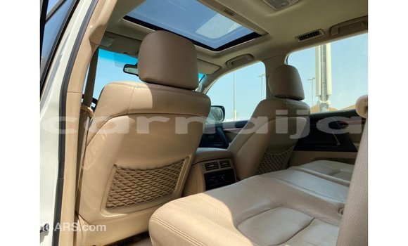 Buy Import Toyota Land Cruiser White Car in Import - Dubai in Abia State Buy Import Toyota Land Cruiser White Car in Import - Dubai in Abia State