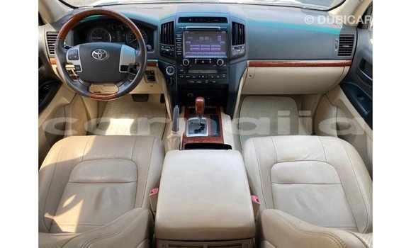 Buy Import Toyota Land Cruiser White Car in Import - Dubai in Abia State Buy Import Toyota Land Cruiser White Car in Import - Dubai in Abia State