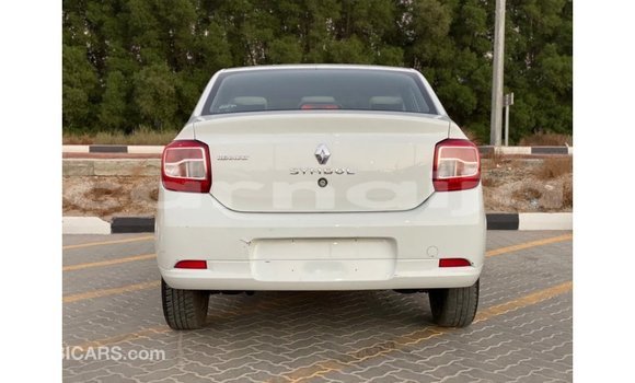 Acheter Import Voiture Renault 4 Blanc à Import - Dubai, État d'Abia Acheter Import Voiture Renault 4 Blanc à Import - Dubai, État d'Abia