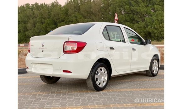 Acheter Import Voiture Renault 4 Blanc à Import - Dubai, État d'Abia Acheter Import Voiture Renault 4 Blanc à Import - Dubai, État d'Abia