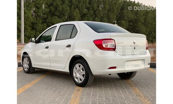 Acheter Import Voiture Renault 4 Blanc à Import - Dubai, État d'Abia Acheter Import Voiture Renault 4 Blanc à Import - Dubai, État d'Abia