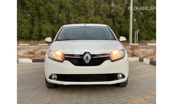 Acheter Import Voiture Renault 4 Blanc à Import - Dubai, État d'Abia Acheter Import Voiture Renault 4 Blanc à Import - Dubai, État d'Abia