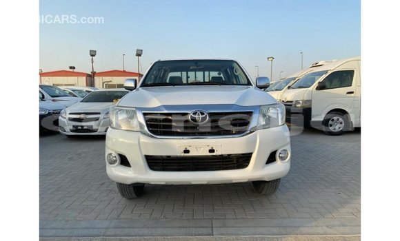 Buy Import Toyota Hilux White Car in Import - Dubai in Abia State Buy Import Toyota Hilux White Car in Import - Dubai in Abia State