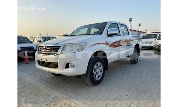 Buy Import Toyota Hilux White Car in Import - Dubai in Abia State Buy Import Toyota Hilux White Car in Import - Dubai in Abia State