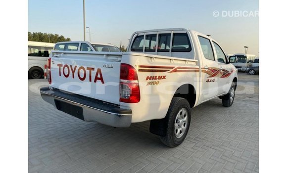 Buy Import Toyota Hilux White Car in Import - Dubai in Abia State Buy Import Toyota Hilux White Car in Import - Dubai in Abia State