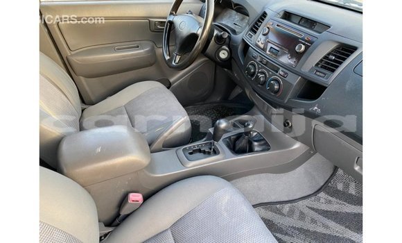 Buy Import Toyota Hilux White Car in Import - Dubai in Abia State Buy Import Toyota Hilux White Car in Import - Dubai in Abia State