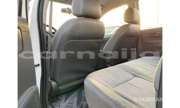Buy Import Toyota Hilux White Car in Import - Dubai in Abia State Buy Import Toyota Hilux White Car in Import - Dubai in Abia State