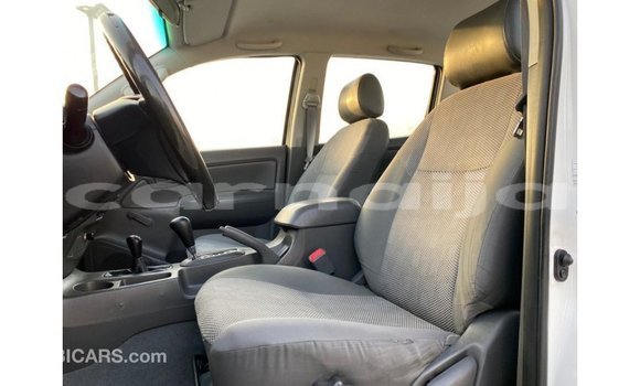 Buy Import Toyota Hilux White Car in Import - Dubai in Abia State Buy Import Toyota Hilux White Car in Import - Dubai in Abia State