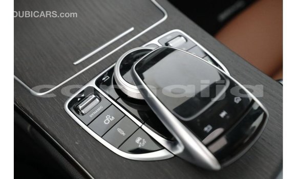 Buy Import Mercedes-Benz 190 White Car in Import - Dubai in Abia State Buy Import Mercedes-Benz 190 White Car in Import - Dubai in Abia State