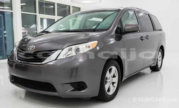 Acheter Import Voiture Toyota Sienna Autre à Import - Dubai, État d'Abia Acheter Import Voiture Toyota Sienna Autre à Import - Dubai, État d'Abia
