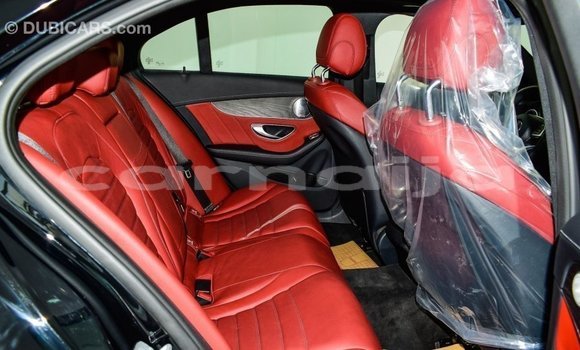 Acheter Import Voiture Mercedes-Benz 190 Noir à Import - Dubai, État d'Abia Acheter Import Voiture Mercedes-Benz 190 Noir à Import - Dubai, État d'Abia