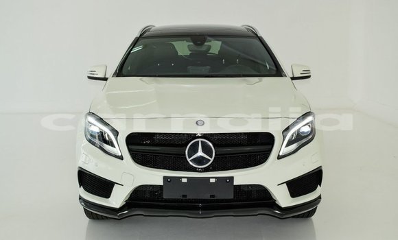 Buy Import Mercedes-Benz 250 White Car in Import - Dubai in Abia State Buy Import Mercedes-Benz 250 White Car in Import - Dubai in Abia State