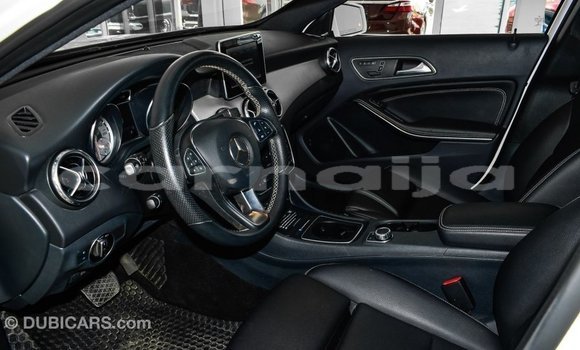 Buy Import Mercedes-Benz 250 White Car in Import - Dubai in Abia State Buy Import Mercedes-Benz 250 White Car in Import - Dubai in Abia State