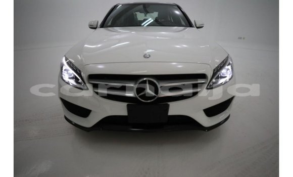 Buy Import Mercedes-Benz 190 White Car in Import - Dubai in Abia State Buy Import Mercedes-Benz 190 White Car in Import - Dubai in Abia State