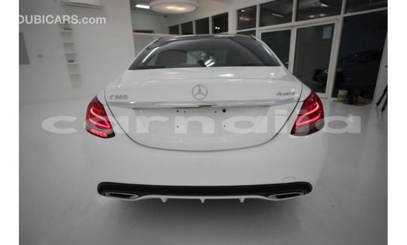 Buy Import Mercedes-Benz 190 White Car in Import - Dubai in Abia State Buy Import Mercedes-Benz 190 White Car in Import - Dubai in Abia State
