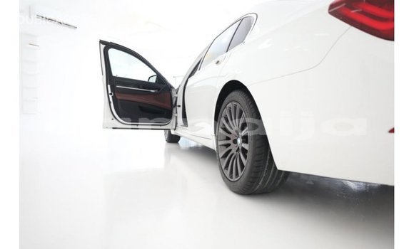 Buy Import BMW HP White Bike in Import - Dubai in Abia State Buy Import BMW HP White Bike in Import - Dubai in Abia State