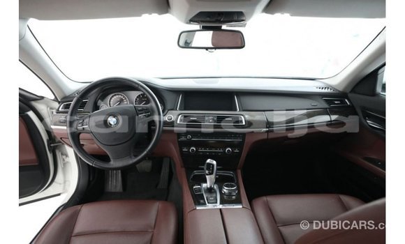 Buy Import BMW HP White Bike in Import - Dubai in Abia State Buy Import BMW HP White Bike in Import - Dubai in Abia State