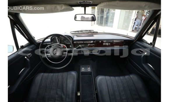 Buy Import Mercedes-Benz 190 Beige Car in Import - Dubai in Abia State Buy Import Mercedes-Benz 190 Beige Car in Import - Dubai in Abia State