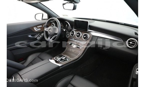 Buy Import Mercedes-Benz 190 White Car in Import - Dubai in Abia State Buy Import Mercedes-Benz 190 White Car in Import - Dubai in Abia State