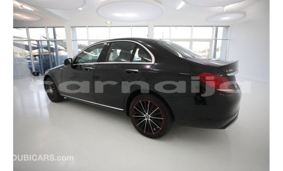 Acheter Import Voiture Mercedes-Benz 190 Noir à Import - Dubai, État d'Abia Acheter Import Voiture Mercedes-Benz 190 Noir à Import - Dubai, État d'Abia