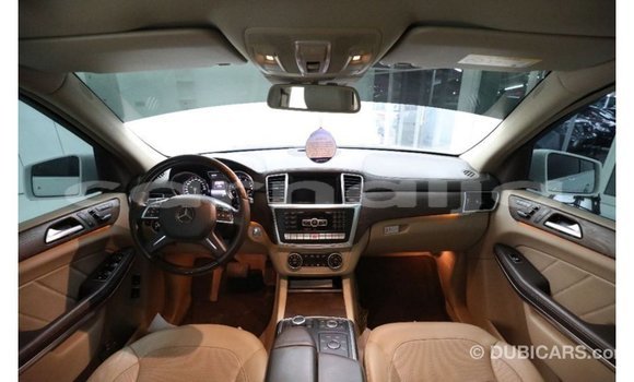 Buy Import Mercedes-Benz 190 White Car in Import - Dubai in Abia State Buy Import Mercedes-Benz 190 White Car in Import - Dubai in Abia State