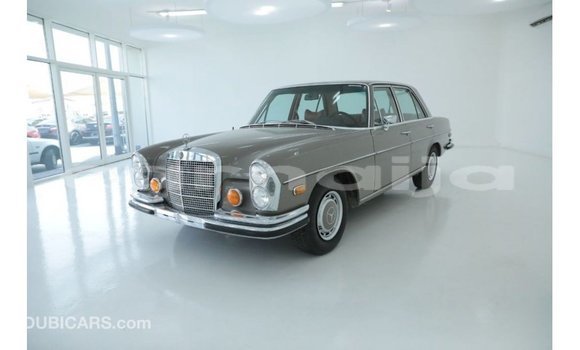 Buy Import Mercedes-Benz 190 Brown Car in Import - Dubai in Abia State Buy Import Mercedes-Benz 190 Brown Car in Import - Dubai in Abia State