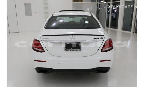 Acheter Import Voiture Mercedes-Benz 190 Blanc à Import - Dubai, État d'Abia Acheter Import Voiture Mercedes-Benz 190 Blanc à Import - Dubai, État d'Abia