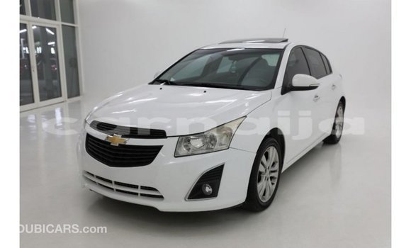 Buy Import Chevrolet Cruze White Car in Import - Dubai in Abia State Buy Import Chevrolet Cruze White Car in Import - Dubai in Abia State
