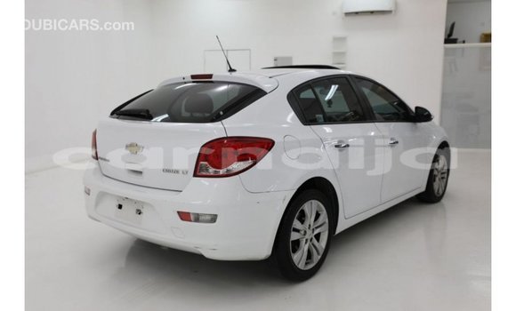 Buy Import Chevrolet Cruze White Car in Import - Dubai in Abia State Buy Import Chevrolet Cruze White Car in Import - Dubai in Abia State