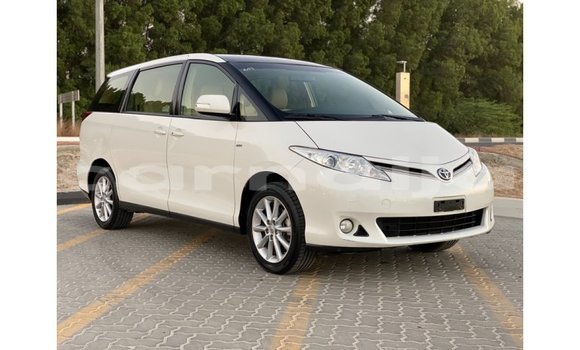 Buy Import Toyota Previa White Car in Import - Dubai in Abia State Buy Import Toyota Previa White Car in Import - Dubai in Abia State