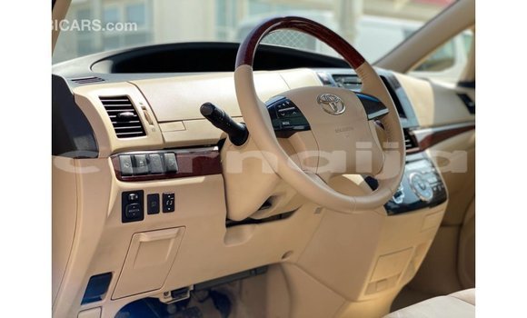 Buy Import Toyota Previa White Car in Import - Dubai in Abia State Buy Import Toyota Previa White Car in Import - Dubai in Abia State