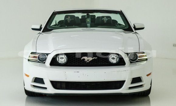 Buy Import Ford Mustang White Car in Import - Dubai in Abia State Buy Import Ford Mustang White Car in Import - Dubai in Abia State