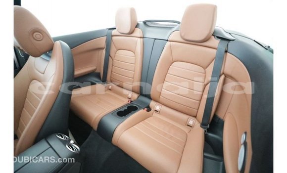 Buy Import Mercedes-Benz 190 White Car in Import - Dubai in Abia State Buy Import Mercedes-Benz 190 White Car in Import - Dubai in Abia State