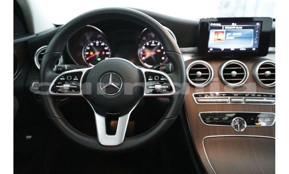 Buy Import Mercedes-Benz 190 White Car in Import - Dubai in Abia State Buy Import Mercedes-Benz 190 White Car in Import - Dubai in Abia State