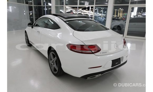 Buy Import Mercedes-Benz 190 White Car in Import - Dubai in Abia State Buy Import Mercedes-Benz 190 White Car in Import - Dubai in Abia State