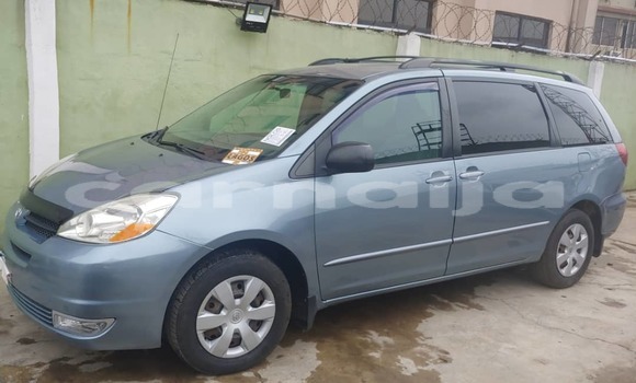 Buy Import Toyota Sienna Blue Car in Ikeja in Lagos State Buy Import Toyota Sienna Blue Car in Ikeja in Lagos State