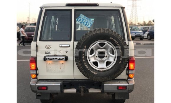 Buy Import Toyota Land Cruiser White Car in Import - Dubai in Abia State Buy Import Toyota Land Cruiser White Car in Import - Dubai in Abia State