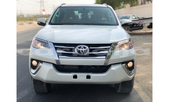 Buy Import Toyota Fortuner White Car in Import - Dubai in Abia State Buy Import Toyota Fortuner White Car in Import - Dubai in Abia State