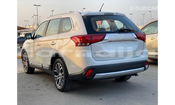 Buy Import Mitsubishi Outlander White Car in Import - Dubai in Abia State Buy Import Mitsubishi Outlander White Car in Import - Dubai in Abia State