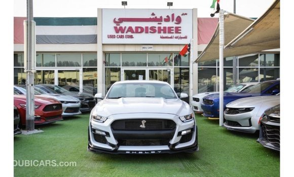 Acheter Import Voiture Ford Mustang Blanc à Import - Dubai, État d'Abia Acheter Import Voiture Ford Mustang Blanc à Import - Dubai, État d'Abia