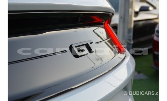 Acheter Import Voiture Ford Mustang Blanc à Import - Dubai, État d'Abia Acheter Import Voiture Ford Mustang Blanc à Import - Dubai, État d'Abia