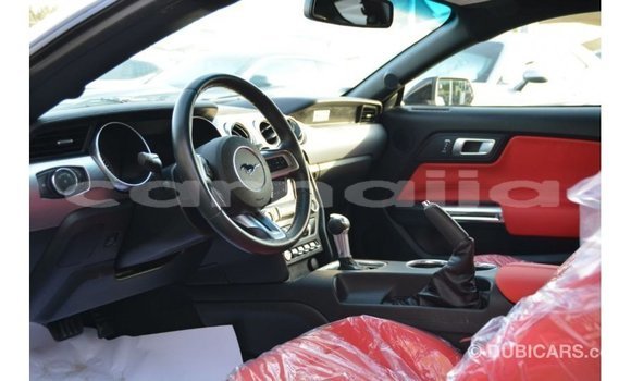 Acheter Import Voiture Ford Mustang Blanc à Import - Dubai, État d'Abia Acheter Import Voiture Ford Mustang Blanc à Import - Dubai, État d'Abia