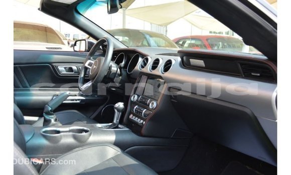 Acheter Import Voiture Ford Mustang Noir à Import - Dubai, État d'Abia Acheter Import Voiture Ford Mustang Noir à Import - Dubai, État d'Abia