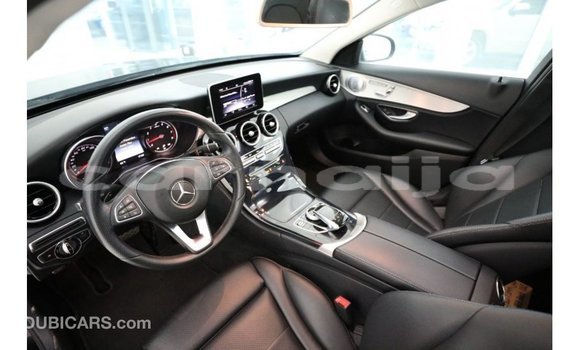 Acheter Import Voiture Mercedes-Benz 190 Noir à Import - Dubai, État d'Abia Acheter Import Voiture Mercedes-Benz 190 Noir à Import - Dubai, État d'Abia