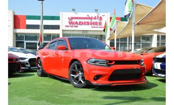 Acheter Import Voiture Dodge Charger Rouge à Import - Dubai, État d'Abia Acheter Import Voiture Dodge Charger Rouge à Import - Dubai, État d'Abia