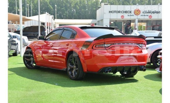 Acheter Import Voiture Dodge Charger Rouge à Import - Dubai, État d'Abia Acheter Import Voiture Dodge Charger Rouge à Import - Dubai, État d'Abia