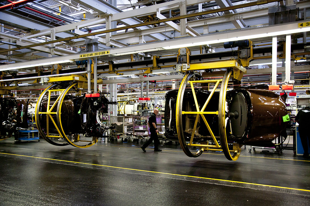 Boosting aut industr